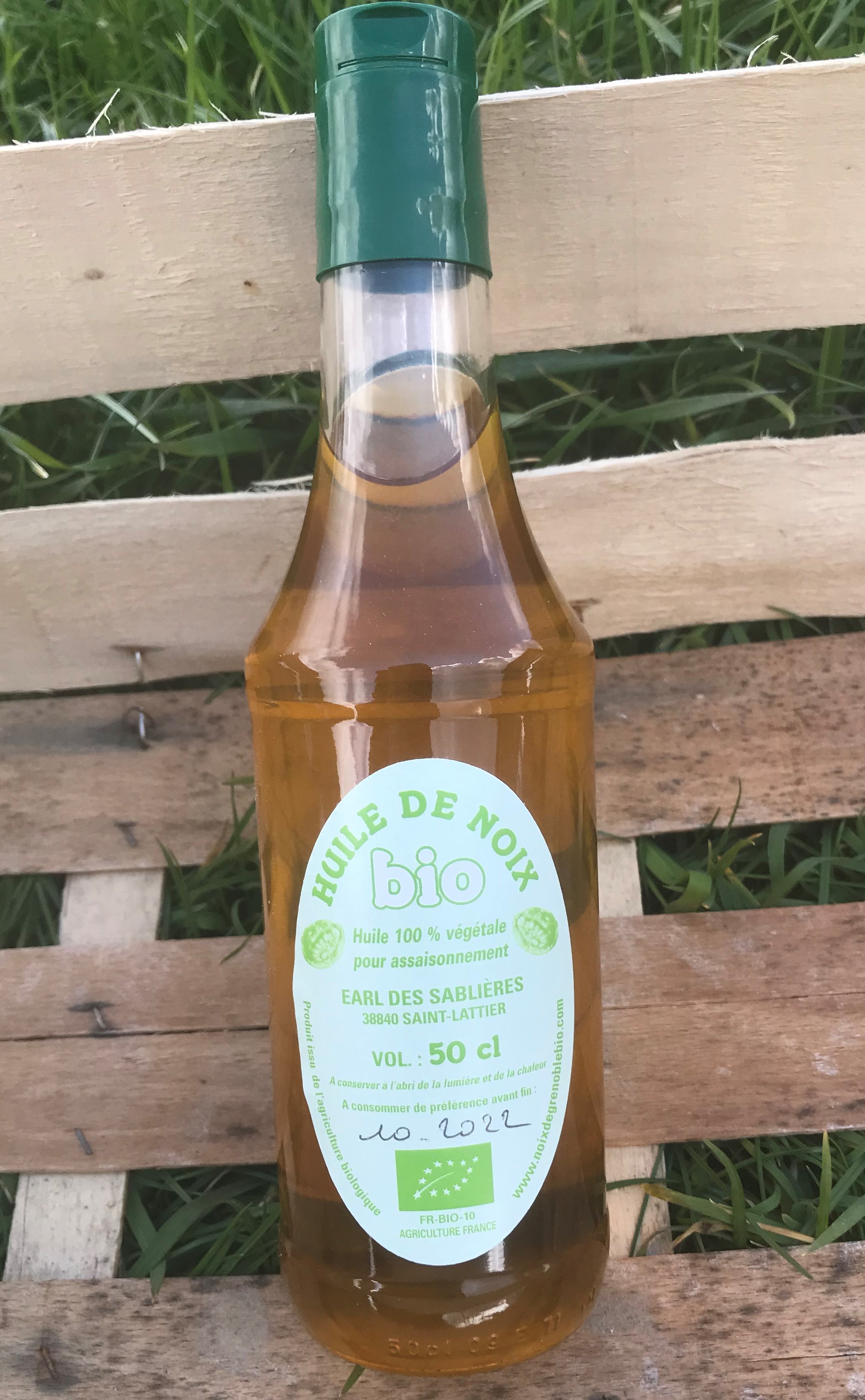 Huile de Noix bouteille 25cl 50cl 75cl, huile artisanale Savoyarde